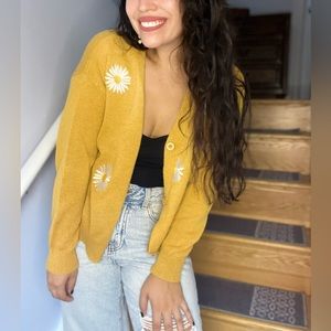 Daisy Pattern Embroidered Knitted Cardigan, Button Front /Long Sleeve Sweater/